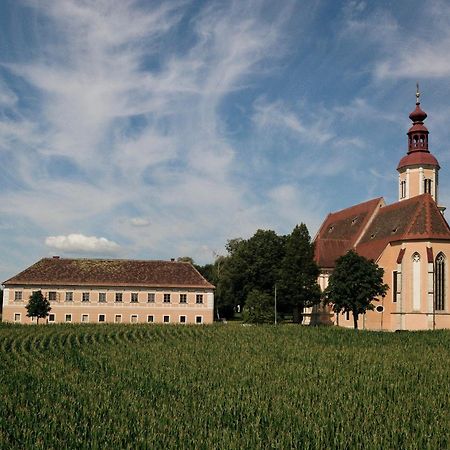 Der Pfarrhof Hotel Hartberg Luaran gambar