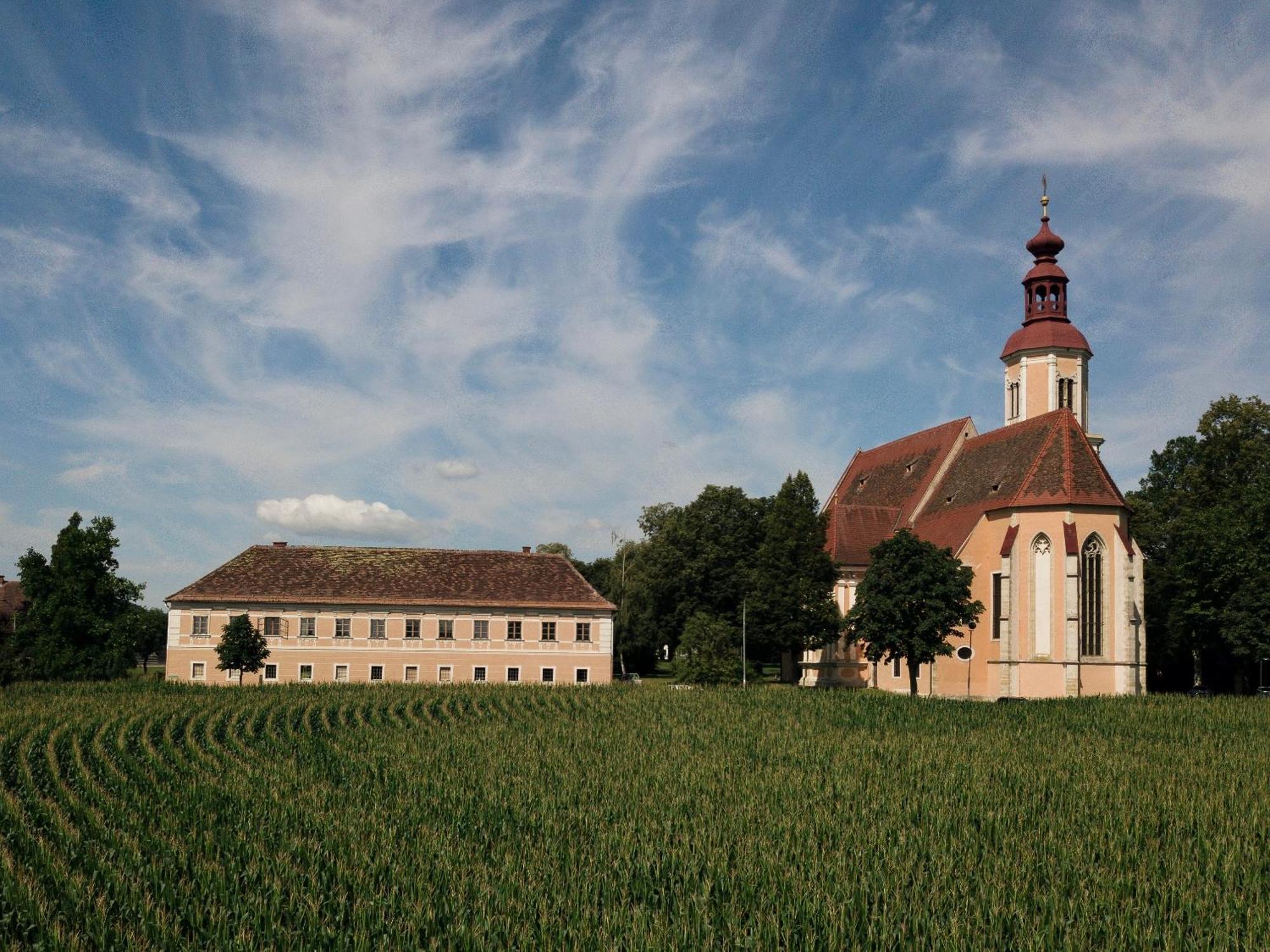 Der Pfarrhof Hotel Hartberg Luaran gambar